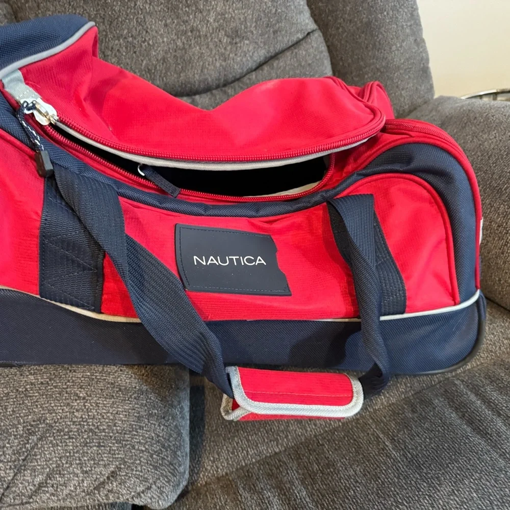 Nautica Red and Navy Men's Bag - Picture 3 of 15